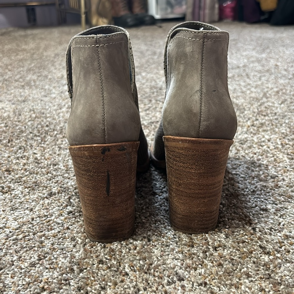 Steve Madden Size 8 Tala Open Toed Booties Taupe/… - image 2